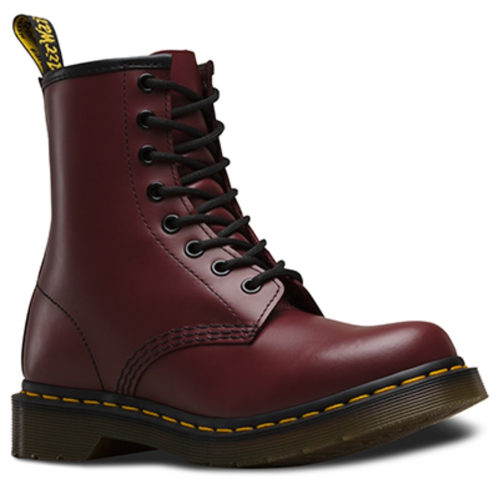 SOLD Dr. Martens 1460 Smooth Boots